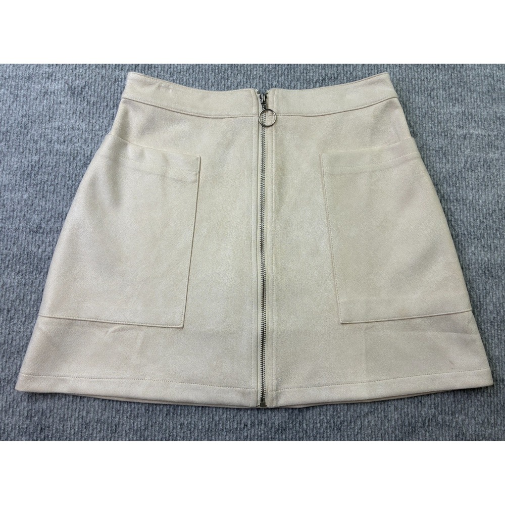 Fashion on Earth Womens M Faux Suede Mini Skirt Cream Front Zip Pockets Y2K